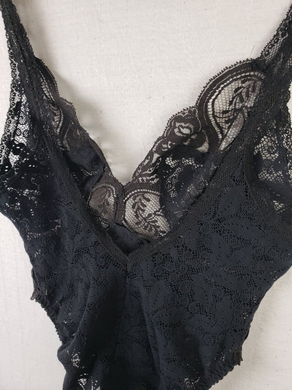 Vintage OLGA Lace Bodysuit Lingerie Black Sheer size M Stretch - Picture 3 of 8